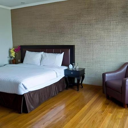 P Hotel Jakarta Extérieur photo