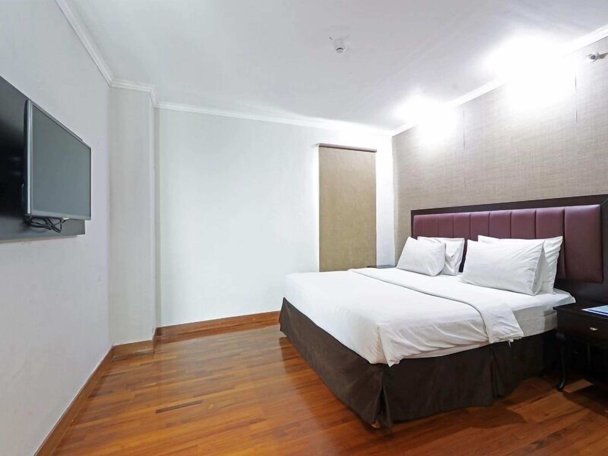 P Hotel Jakarta Extérieur photo