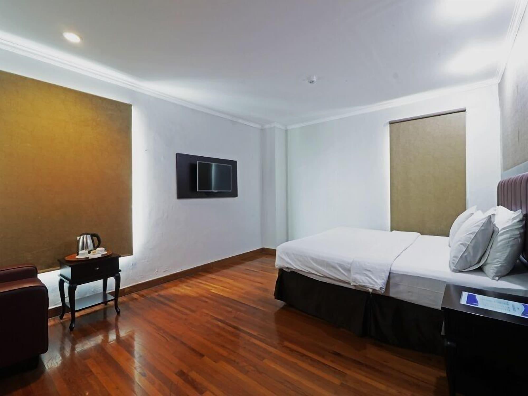 P Hotel Jakarta Extérieur photo