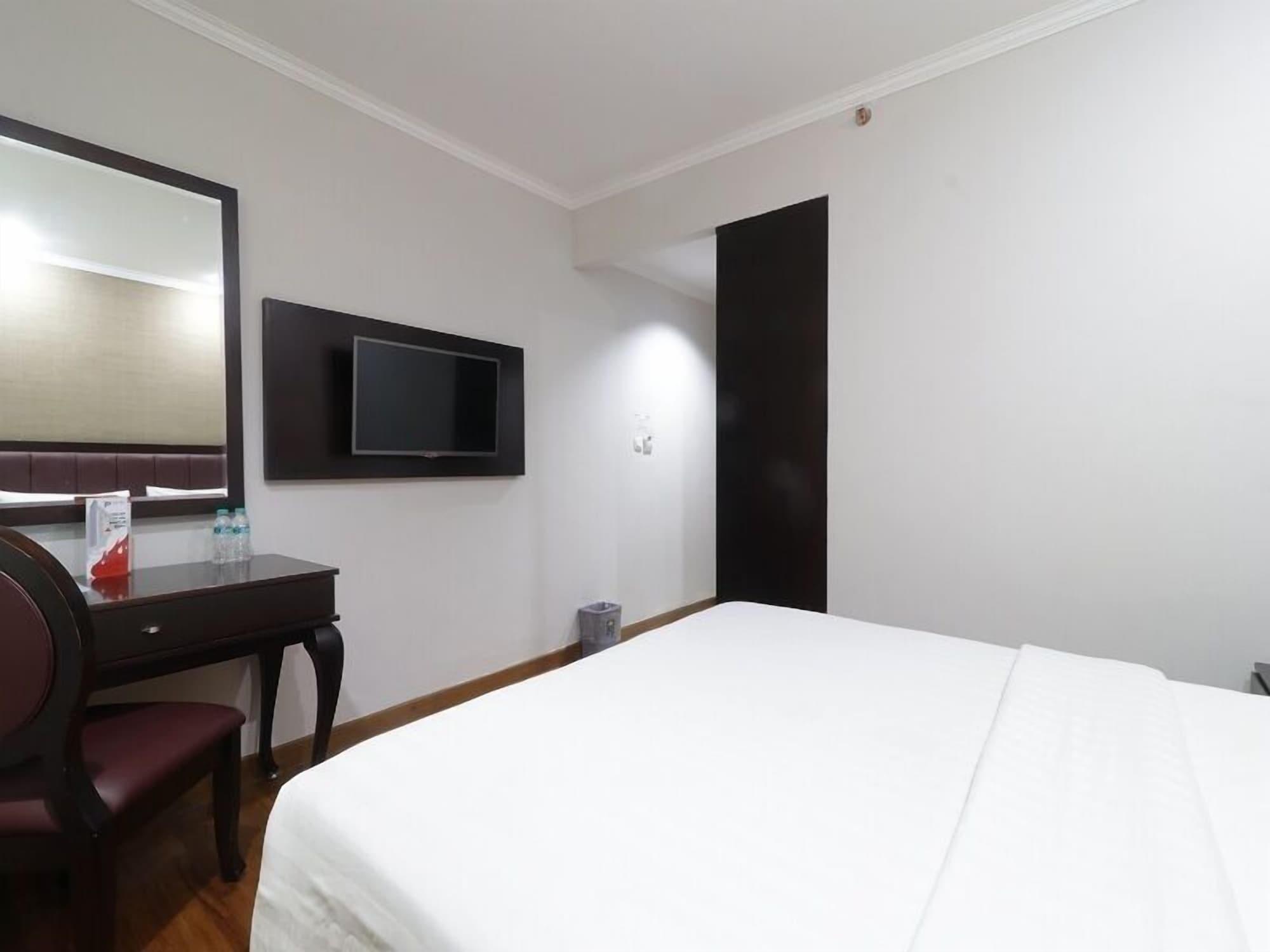 P Hotel Jakarta Extérieur photo