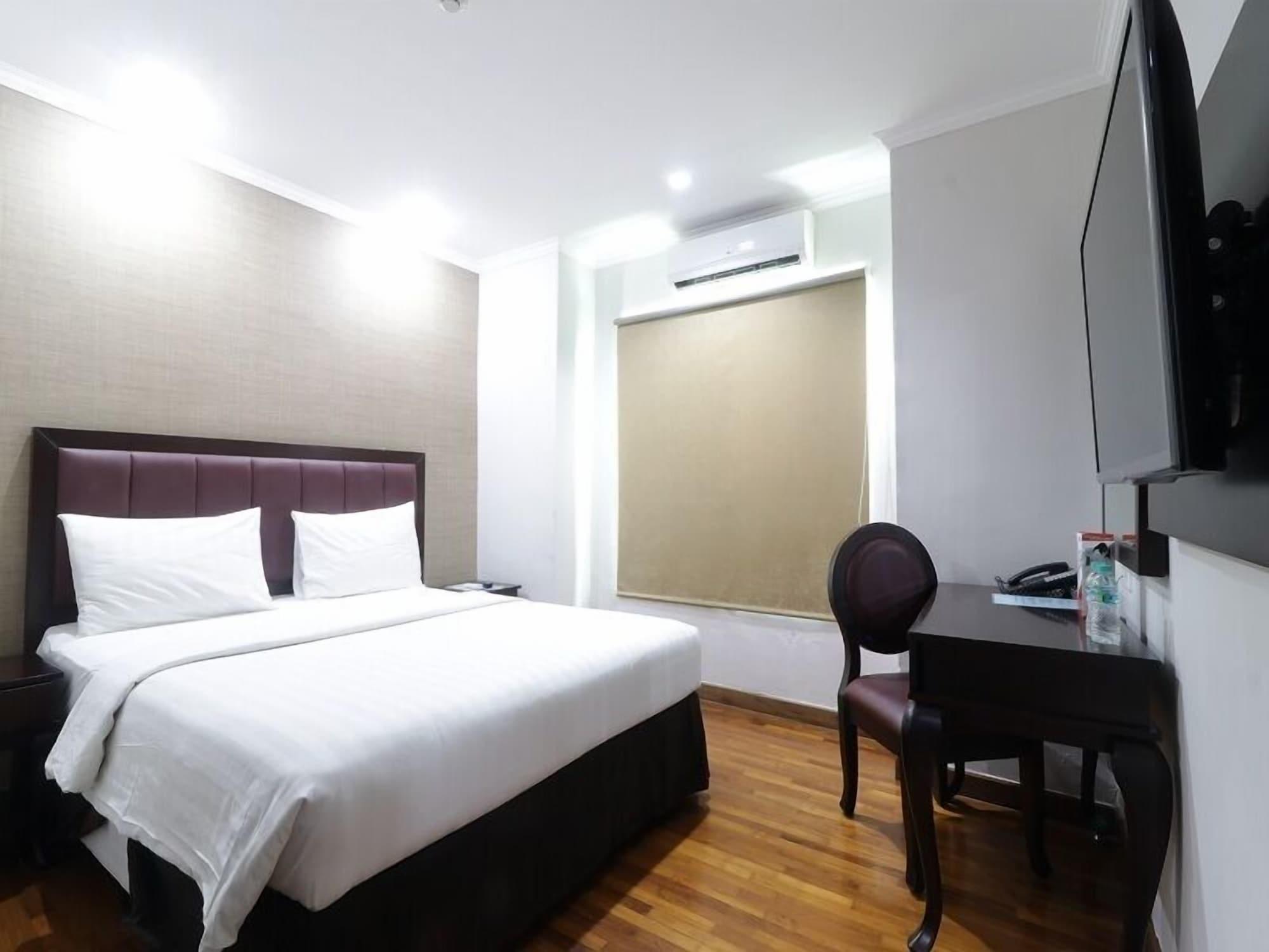 P Hotel Jakarta Extérieur photo