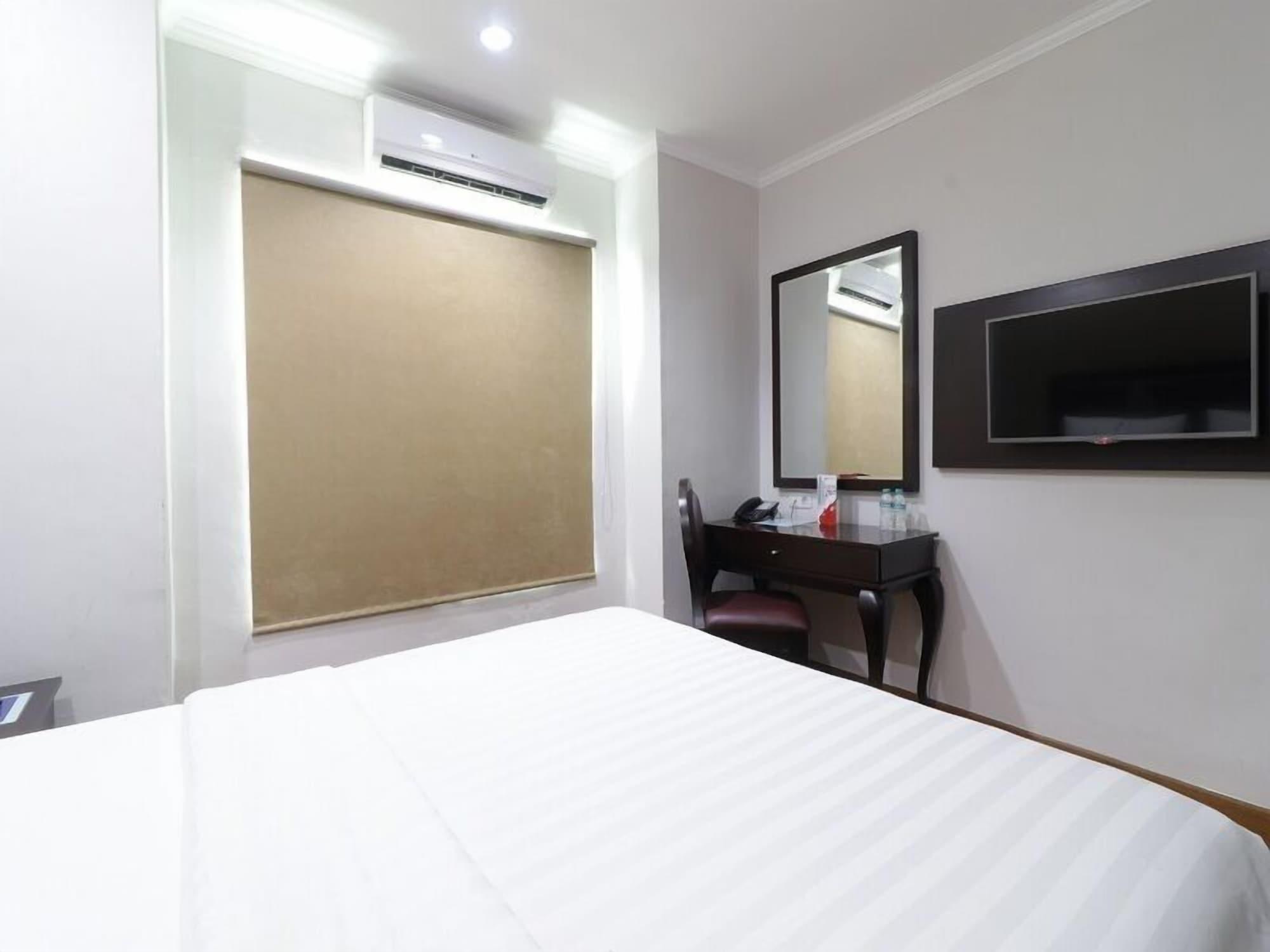 P Hotel Jakarta Extérieur photo