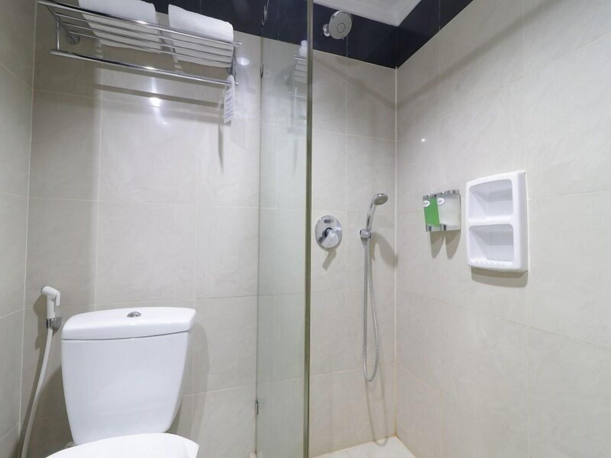 P Hotel Jakarta Extérieur photo